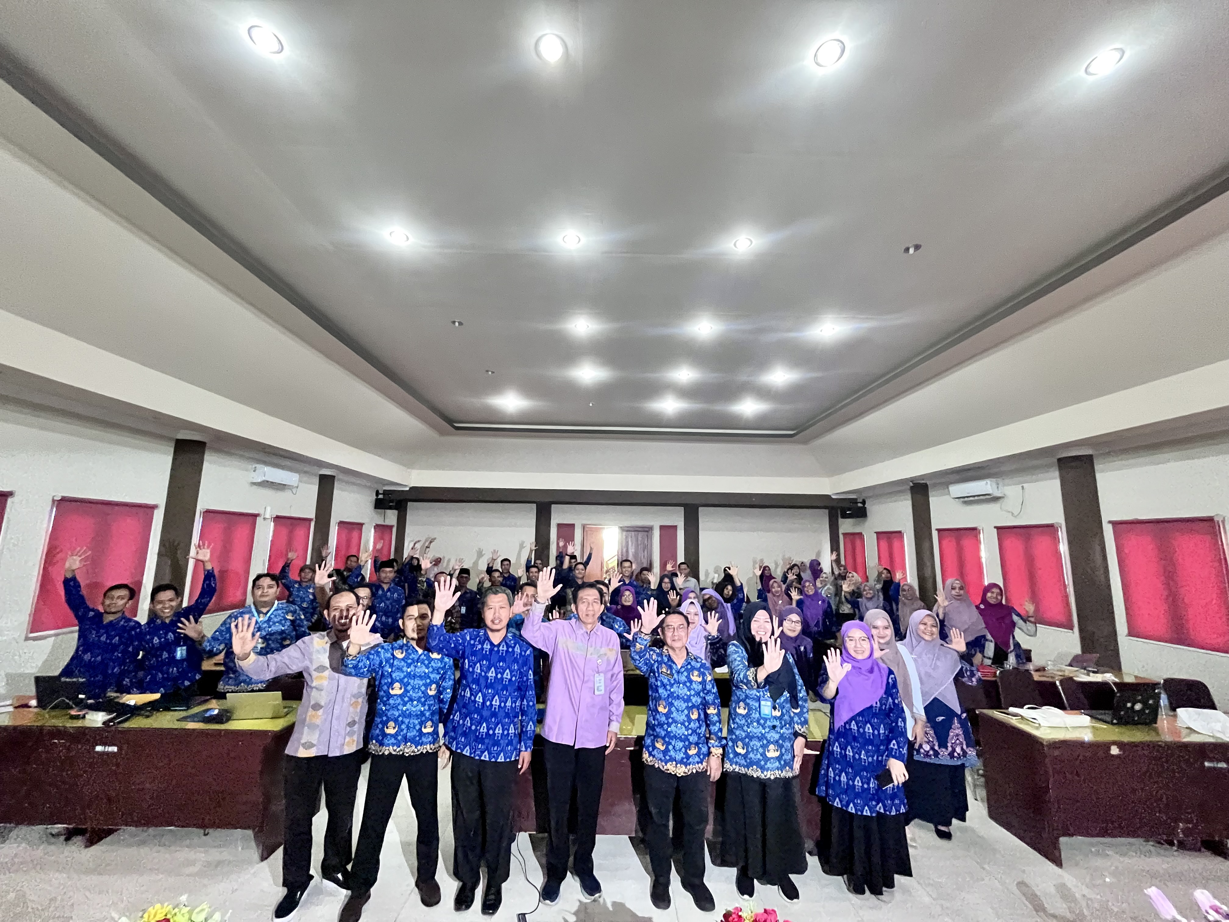WORKSHOP PENGEMBANGAN PERANCKAT PEMBELA JARAN BERBASIS PEMBELA JARAN MENDALAM DEEP LEARNING) TAHUN P